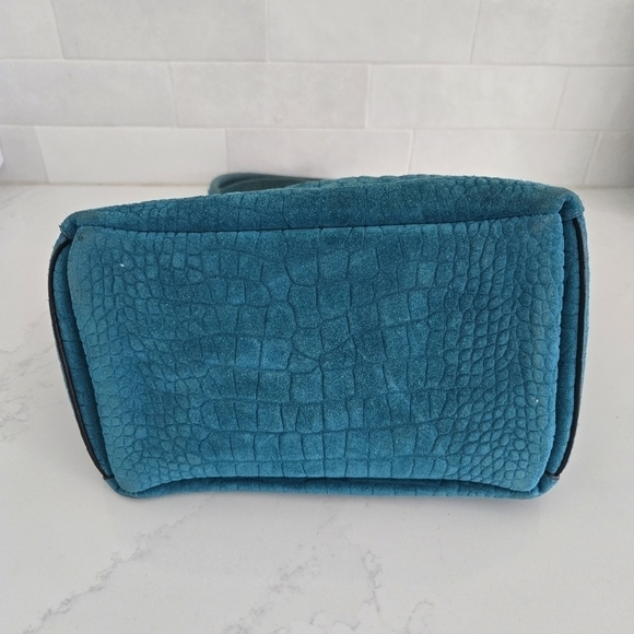 B.May Medium Pocket Tote Embossed Gator Suede Leather Teal Blue Shoulder Bag - Picture 9 of 9